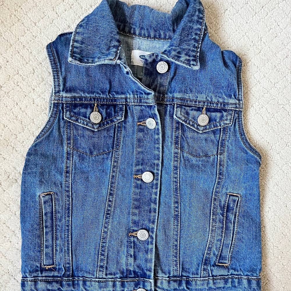 Old Navy Girls Denim Vest Blue Jean Jacket Sleeveless Classic Trucker Kids sz 8